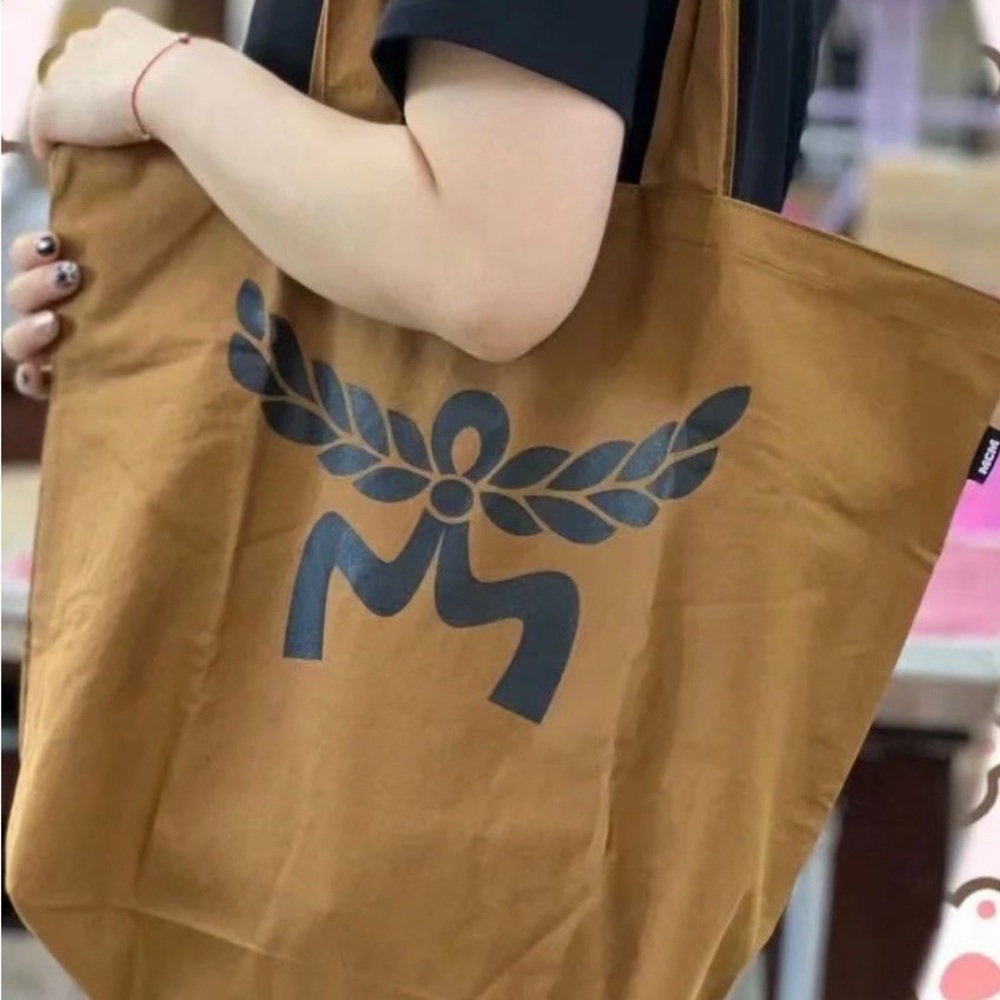 MCM  perfume gift Tote Bag